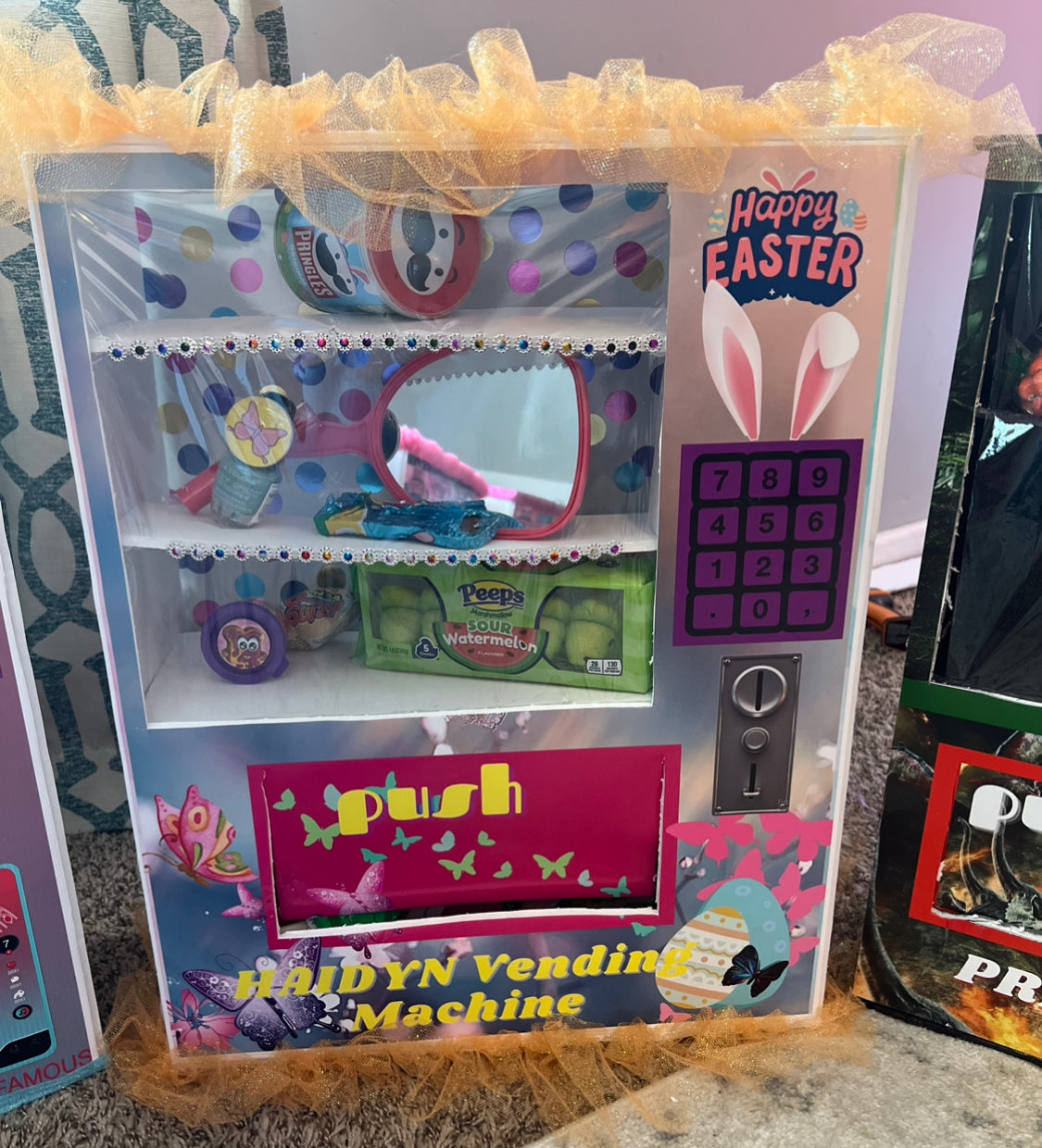 EASTER VENDING MACHINES