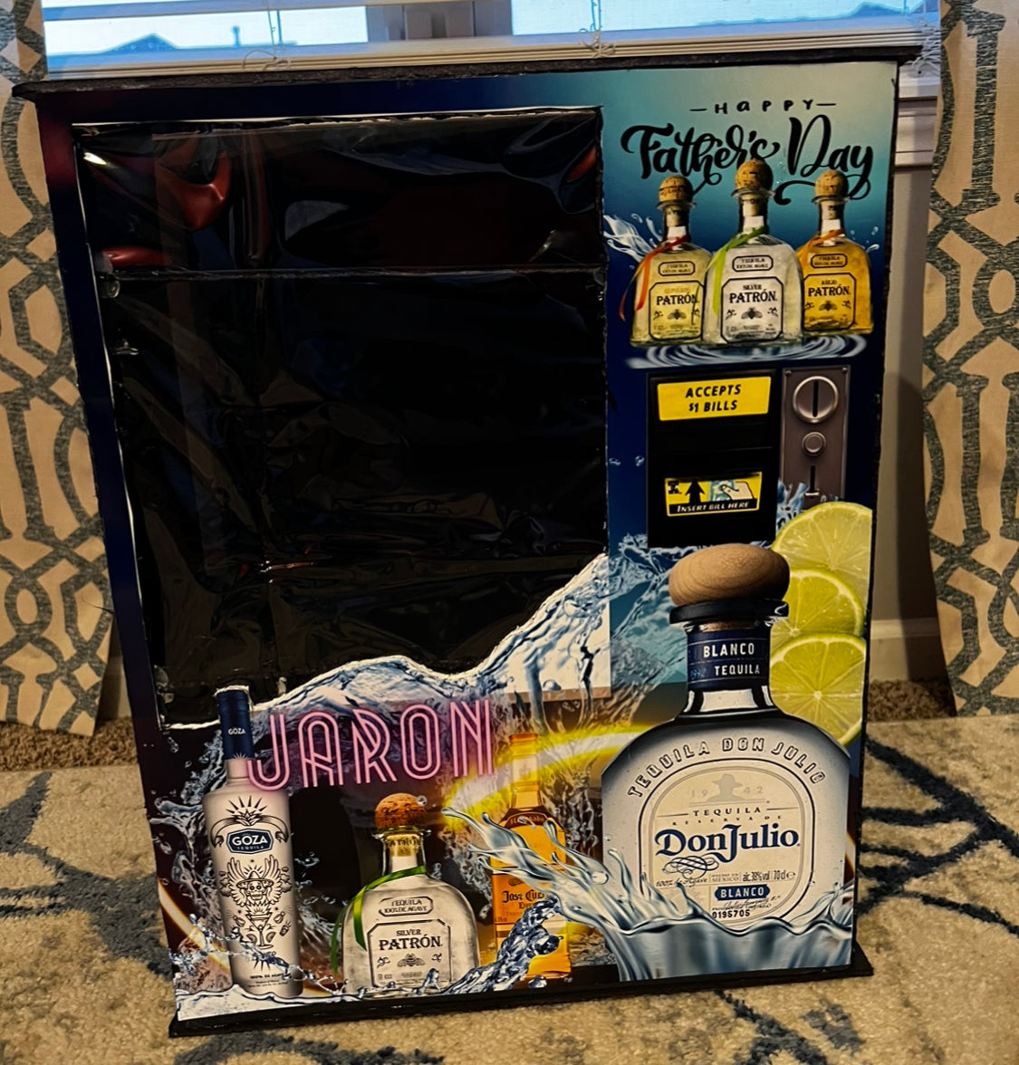 ADULTS VENDING MACHINE - LETS GO .... 21 YEARS AND OLDER