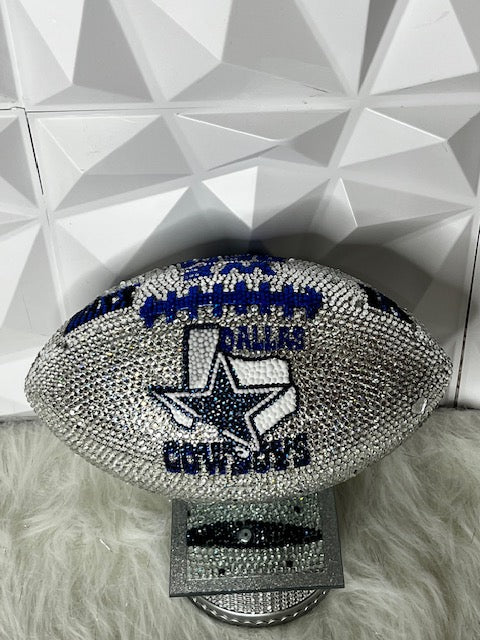 TOUCH DOWN AND BLING