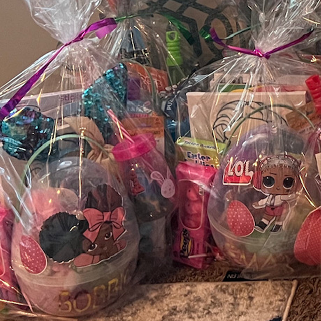 PERSONALIZE EASTER EGGS