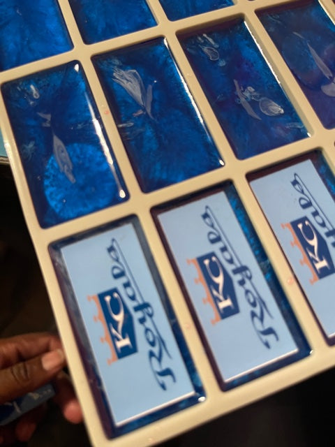 CUSTOM DOMINOS