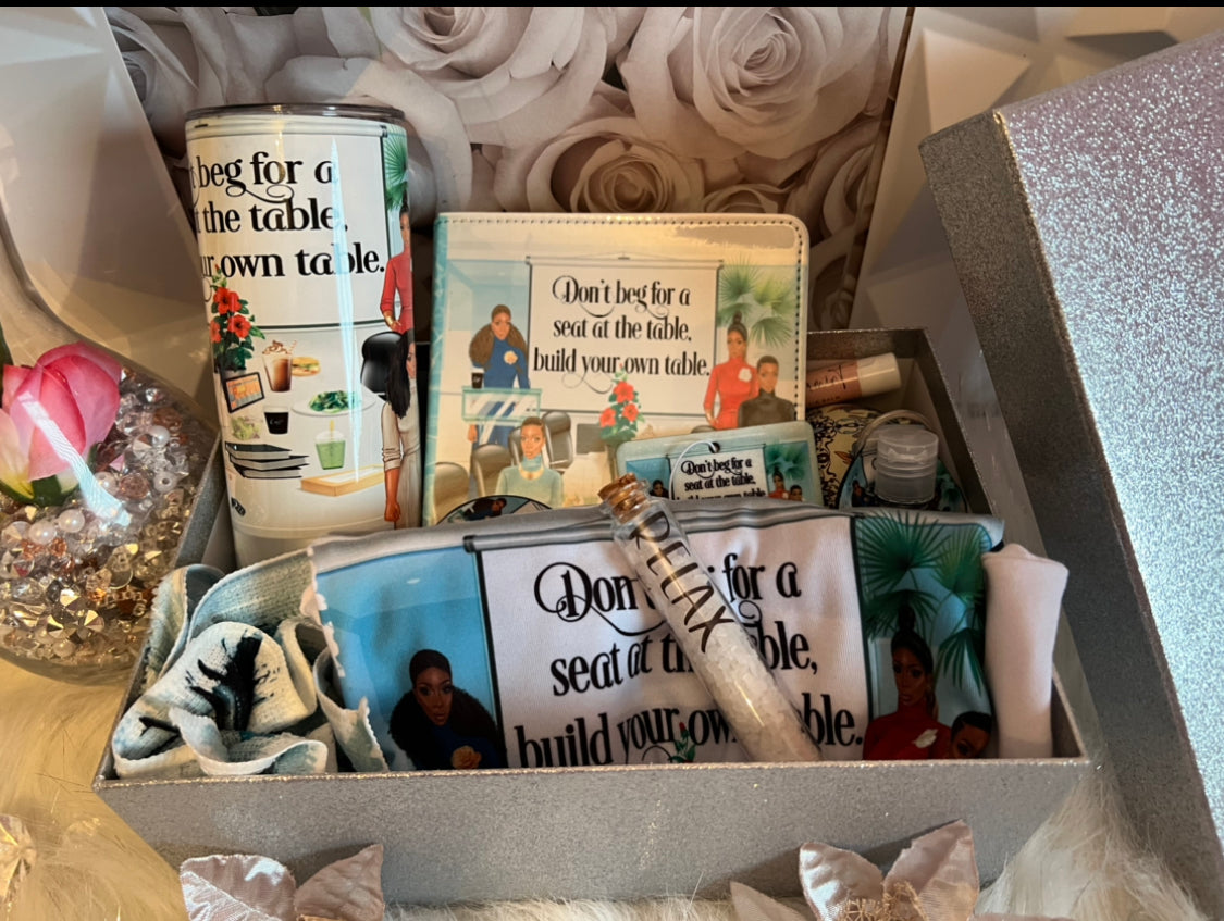 CUSTOMIZE GIFT BOX (FEMALE)